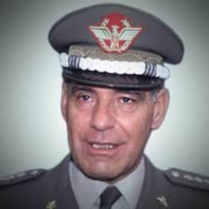 Generale Franco Angioni